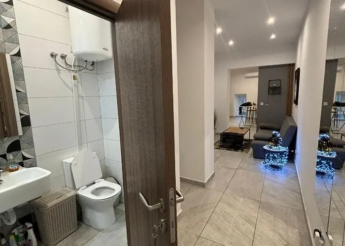 Chic 2-br Loft W And Yard Appartamento *